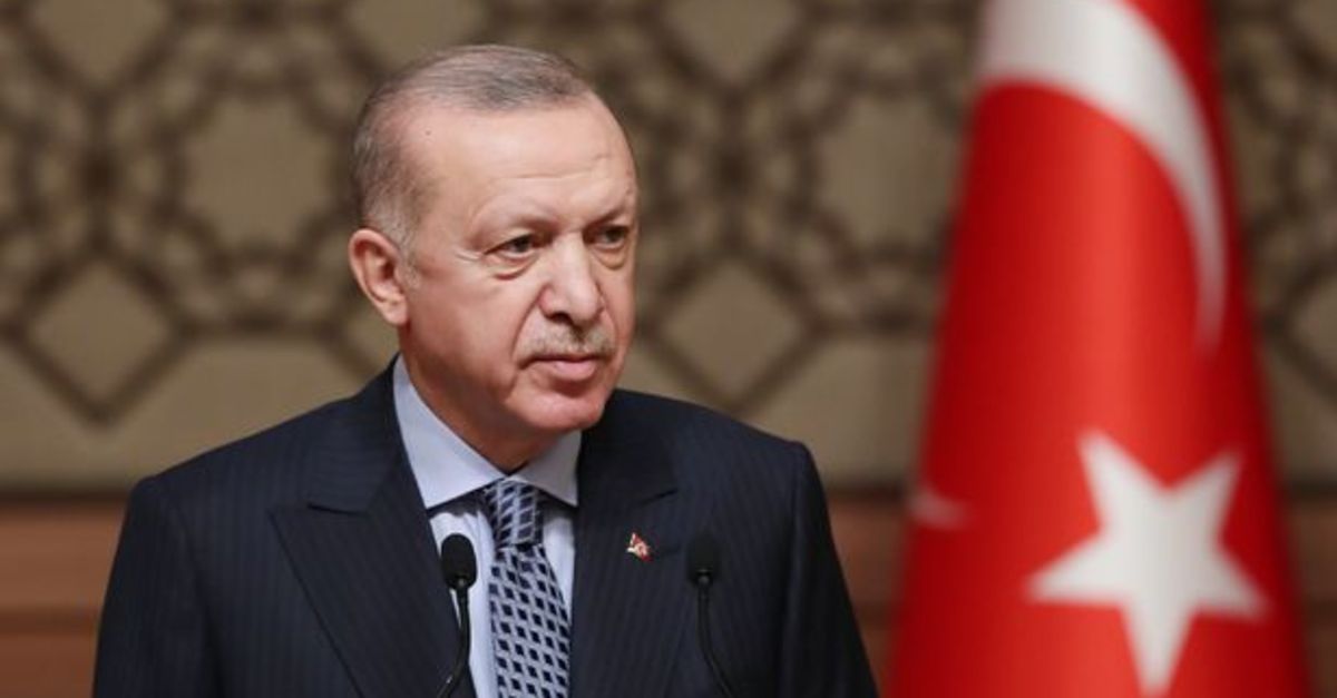 Erdoğan: Sosyal medya şirketlerinin baskılarına boyun eğmeyeceğiz