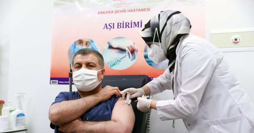 Türkiye’de aşılama başladı