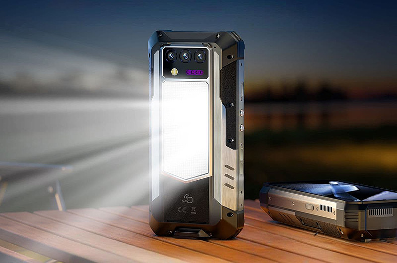 WP100 Titan altı ay bekleme süreli telefon